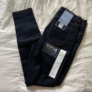 BNWT Adrienne Vittadini jeans - size 4